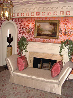 Long_gallery_fireplace